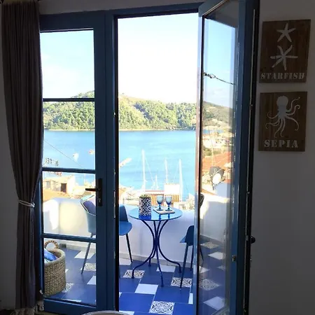 Oikies * 스키아토스 타운