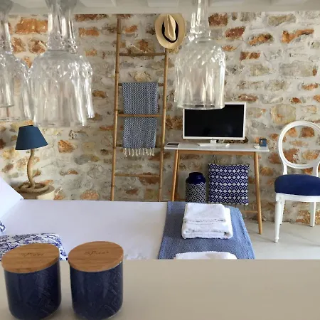 펜션 Oikies 스키아토스 타운