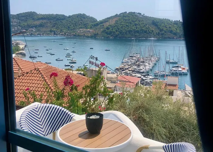 Oikies Skiathos Holiday home *